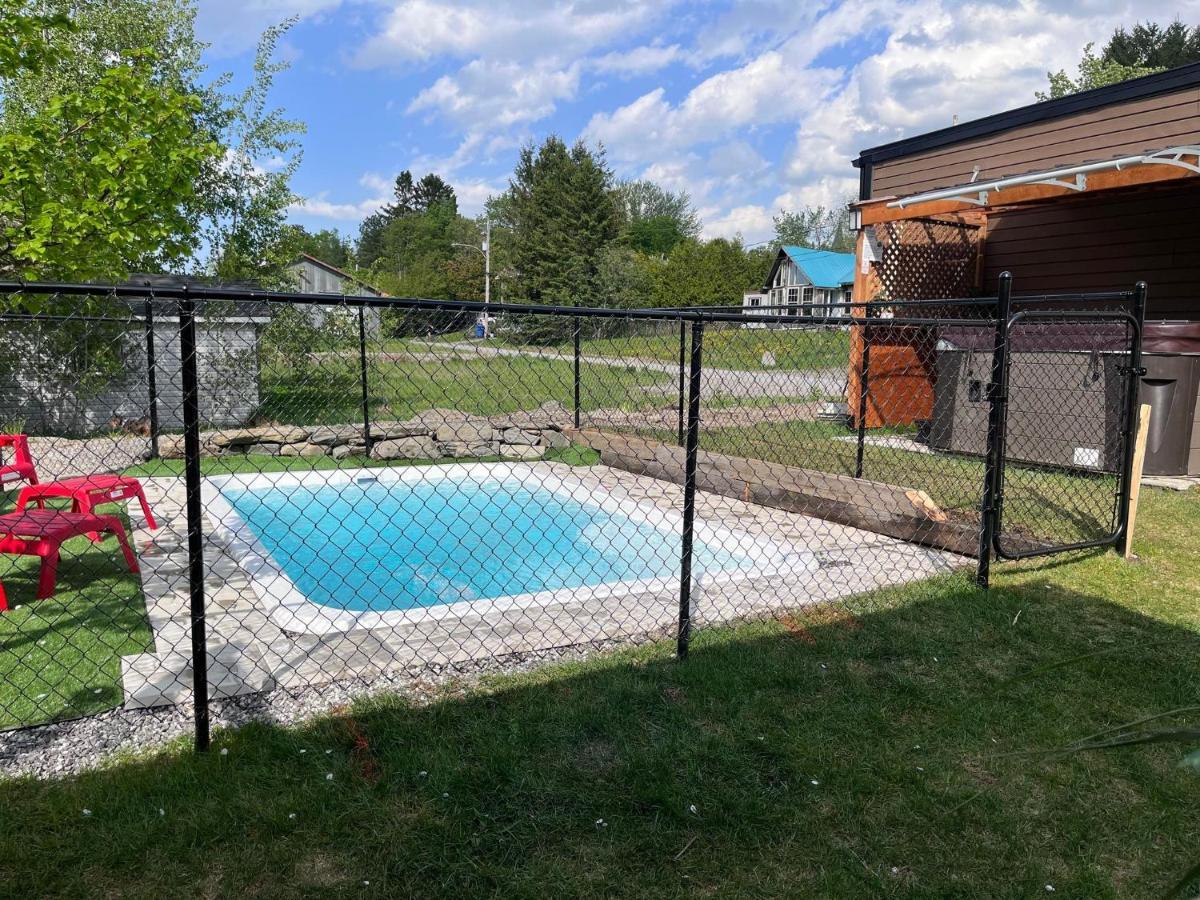 Le Loft Riverstone Citq 3O1849 Saint Pierre de Broughton Exterior foto